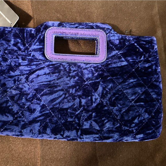 NWT I.n.c.International Concepts Juditth Handle Medium Velvet Clutch, Sapphire - Picture 5 of 6